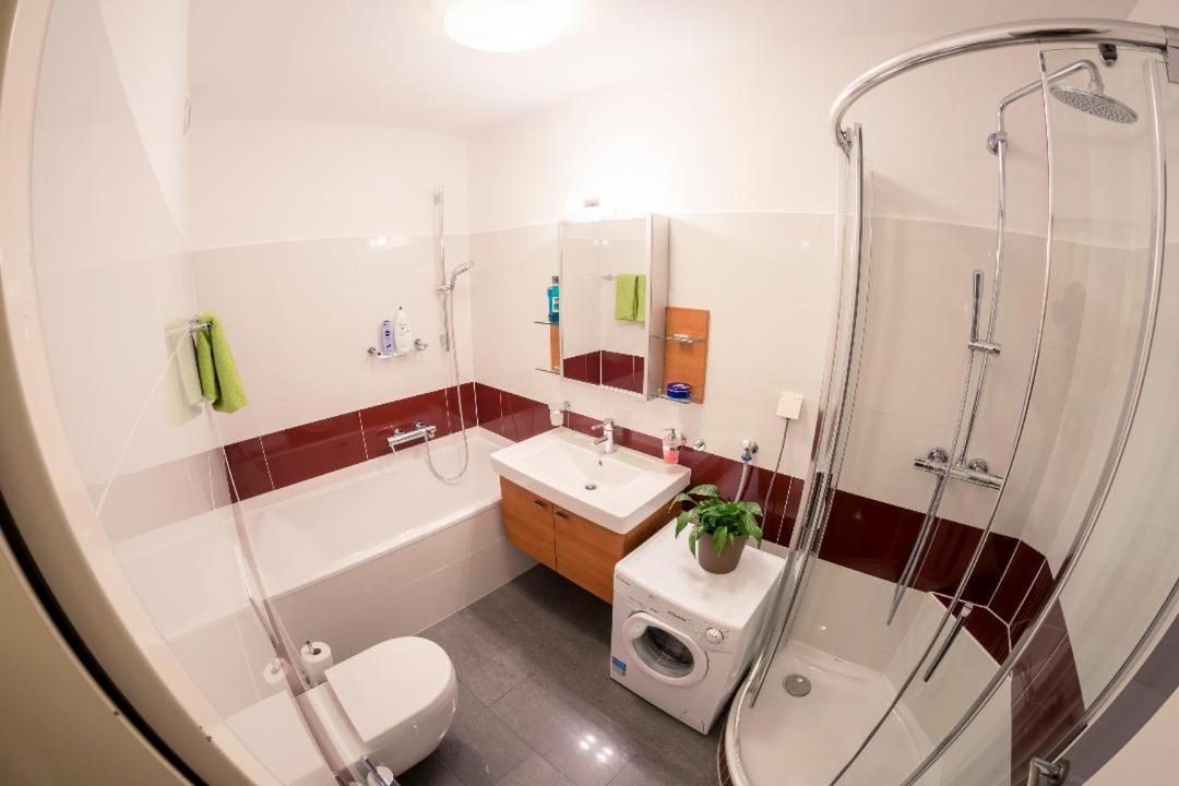 Apartment Grazbachgasse - Gratis Tiefgaragenplatz ภายนอก รูปภาพ